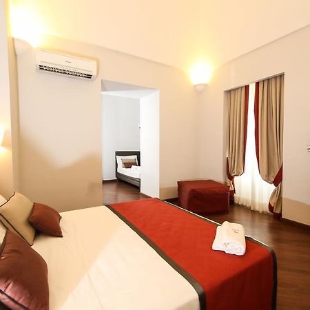 Palazzo Riario Sforza Hotel Napoli Ngoại thất bức ảnh