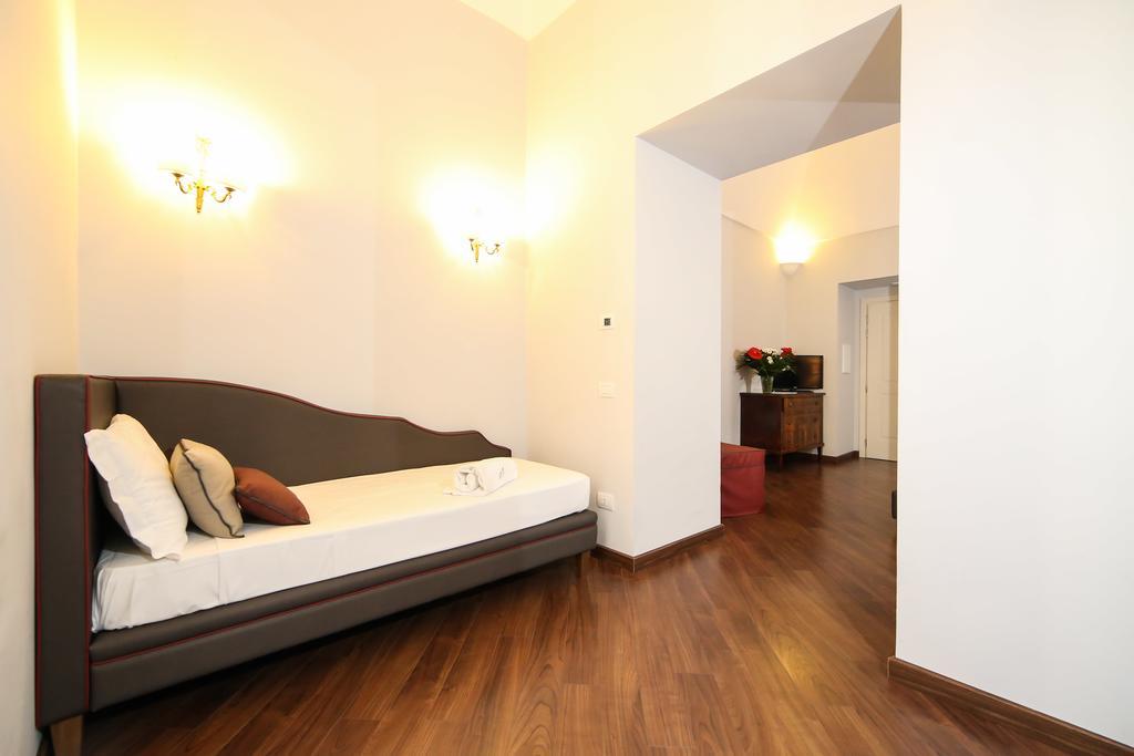 Palazzo Riario Sforza Hotel Napoli Ngoại thất bức ảnh