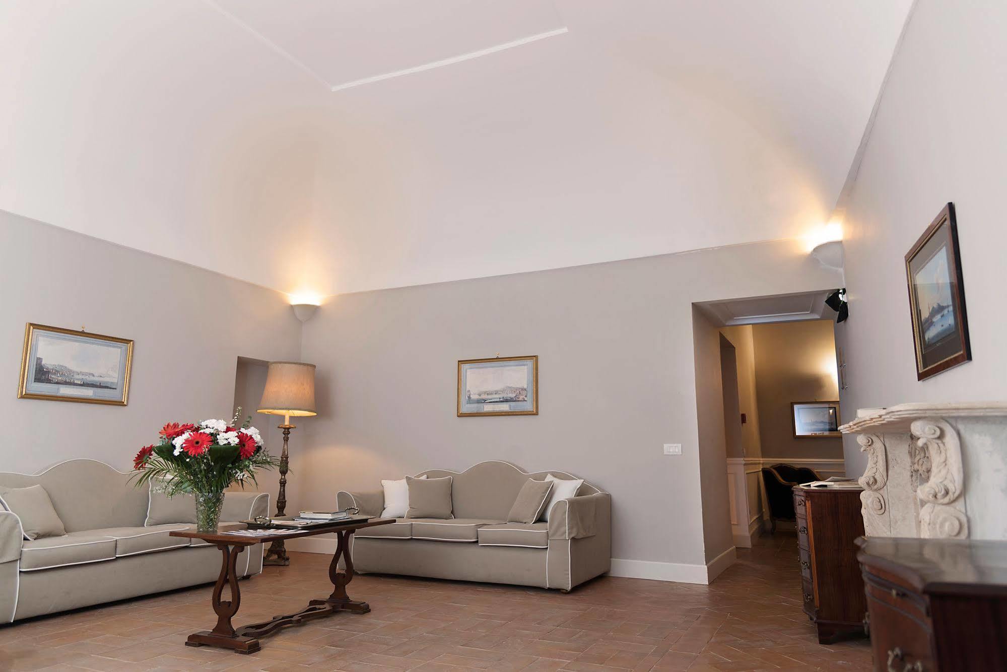 Palazzo Riario Sforza Hotel Napoli Ngoại thất bức ảnh