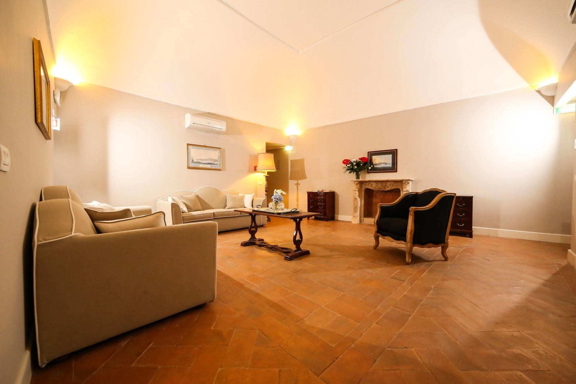 Palazzo Riario Sforza Hotel Napoli Ngoại thất bức ảnh